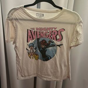 Mid Cropped avengers shirt